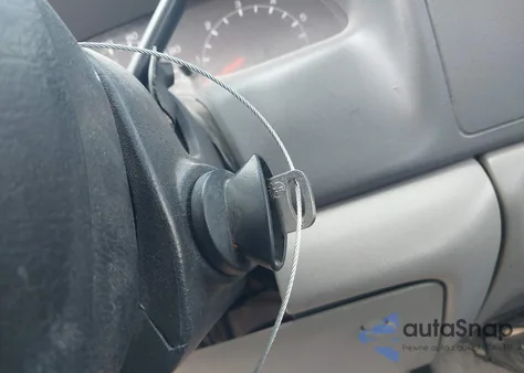 1999 Ford F-250 Lariat/Xl/Xlt from USA, damaged, VIN 1FTNW20S2XEE38193